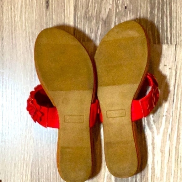 Dollhouse Sandals, Size 8/38, Red With Flowers. - Picture 4 of 5